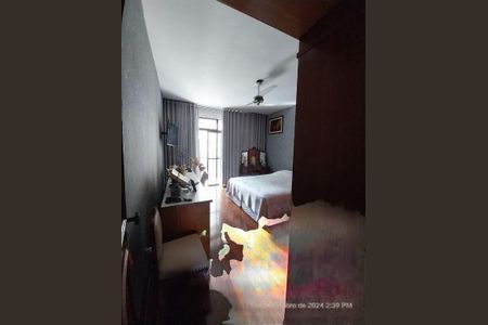 Apartamento à venda com 4 quartos, 300m² em Icaraí, Niterói