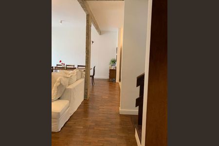 Casa à venda com 4 quartos, 230m² em Santa Rosa, Niterói