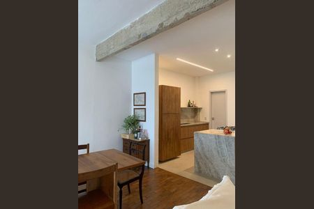 Casa à venda com 4 quartos, 230m² em Santa Rosa, Niterói