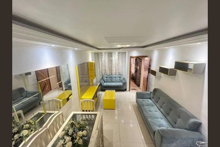 Casa à venda com 4 quartos, 125m² em Jardim Ester, São Paulo