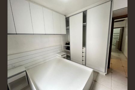 Casa à venda com 4 quartos, 125m² em Jardim Ester, São Paulo