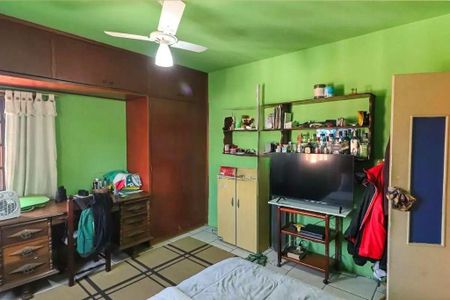 Casa à venda com 7 quartos, 220m² em Jardim Bonfiglioli, São Paulo