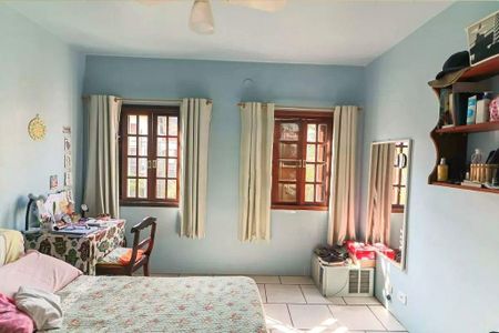 Casa à venda com 7 quartos, 220m² em Jardim Bonfiglioli, São Paulo