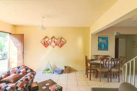 Casa à venda com 7 quartos, 220m² em Jardim Bonfiglioli, São Paulo