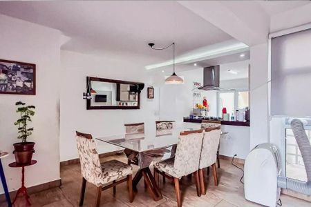 Casa à venda com 3 quartos, 139m² em Jardim Bonfiglioli, São Paulo