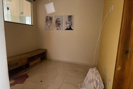 Sala de apartamento para alugar com 1 quarto, 90m² em Chacrinha, Duque de Caxias