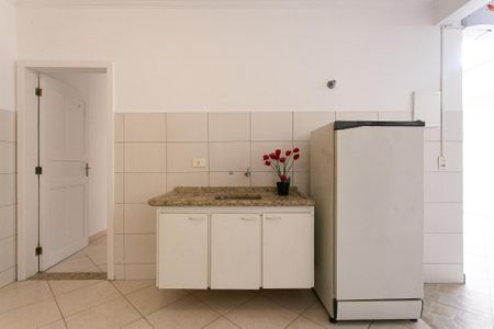 Casa para alugar com 180m², 3 quartos e 2 vagasEdícula - Cozinha