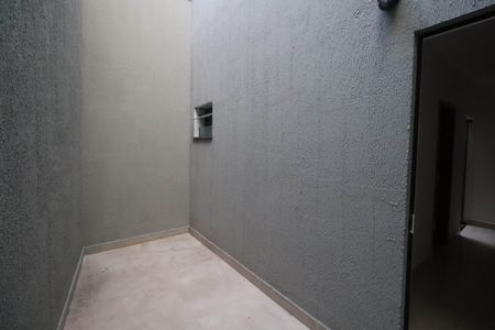 Apartamento à venda com 45m², 1 quarto e sem vagaQuintal