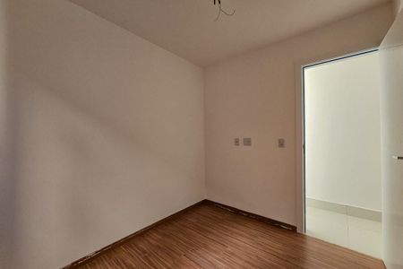 Quarto  de apartamento à venda com 3 quartos, 71m² em Vila Paris, Belo Horizonte