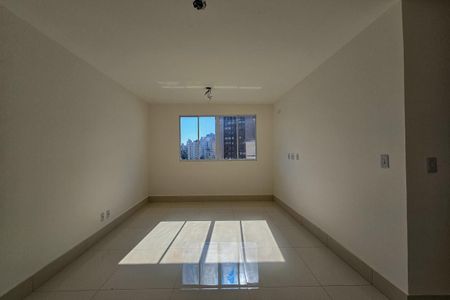 Sala de apartamento à venda com 3 quartos, 71m² em Vila Paris, Belo Horizonte