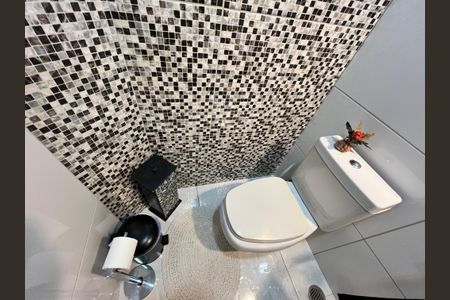 Casa à venda com 308m², 4 quartos e 4 vagasLavabo