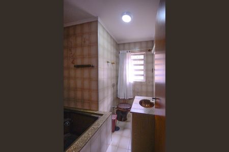 Casa à venda com 236m², 4 quartos e 2 vagasBanheiro Suíte 1