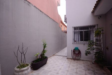 Casa à venda com 236m², 4 quartos e 2 vagasQuintal
