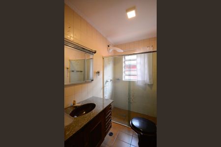 Casa à venda com 236m², 4 quartos e 2 vagasBanheiro Suíte 3