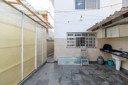 Casa à venda com 192m², 3 quartos e 2 vagasÁrea de Serviço
