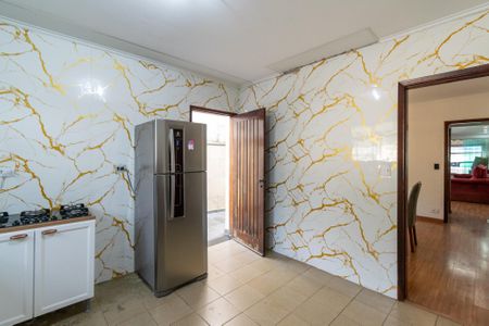 Casa à venda com 192m², 3 quartos e 2 vagasCozinha