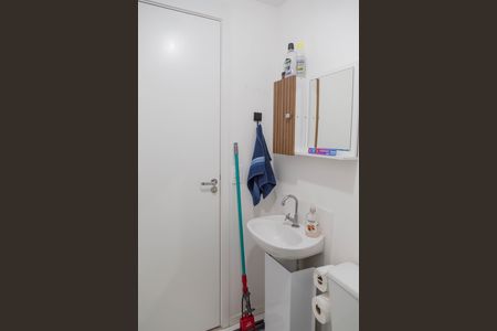 Apartamento à venda com 36m², 2 quartos e sem vaga Apartamento à venda com 36m², 2 quartos e sem vagaBanheiro