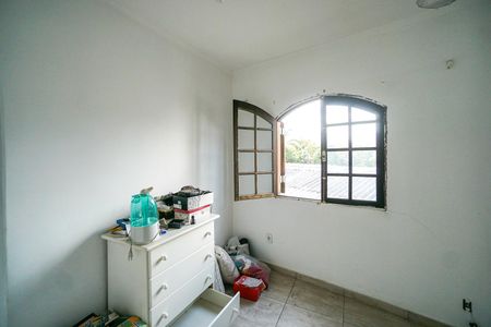 Casa de condomínio para alugar com 200m², 4 quartos e 2 vagasQuarto 02