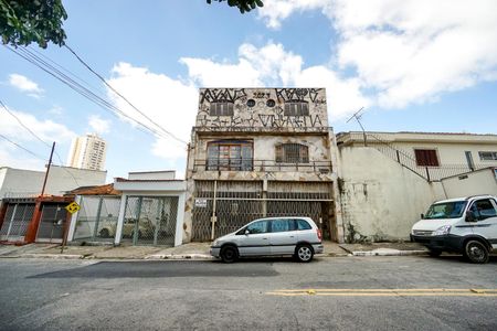 Casa de condomínio para alugar com 200m², 4 quartos e 2 vagasFachada