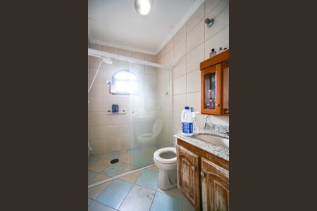 Casa de condomínio para alugar com 200m², 4 quartos e 2 vagasBanheiro social