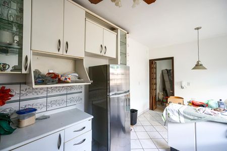 Casa de condomínio para alugar com 200m², 4 quartos e 2 vagasCozinha