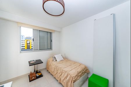 Apartamento à venda com 101m², 3 quartos e 2 vagasSemi Suíte 1