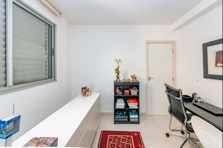 Apartamento à venda com 101m², 3 quartos e 2 vagasSemi Suíte 2