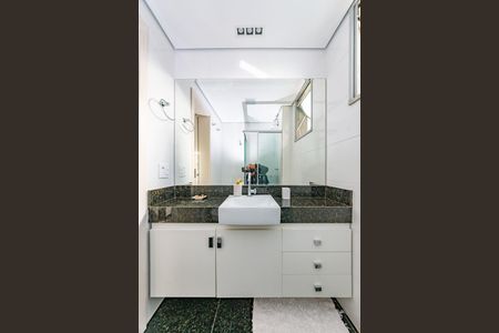 Apartamento à venda com 101m², 3 quartos e 2 vagasBanheiro da Suíte