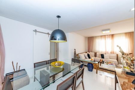 Apartamento à venda com 101m², 3 quartos e 2 vagasSala 2