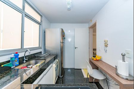 Apartamento à venda com 101m², 3 quartos e 2 vagasCozinha