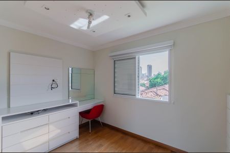 Casa à venda com 161m², 4 quartos e 3 vagasSuíte 1
