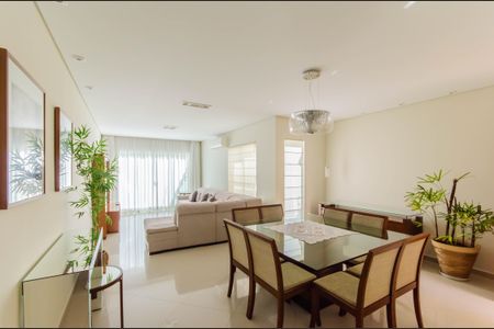 Sala de casa à venda com 4 quartos, 161m² em Vila Mariana, São Paulo