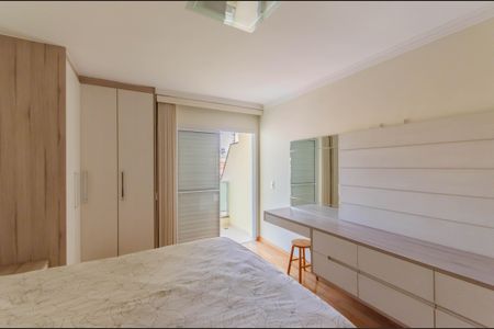Casa à venda com 161m², 4 quartos e 3 vagasSuíte 2