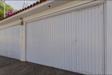 Casa à venda com 161m², 4 quartos e 3 vagasFachada