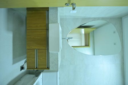 Studio para alugar com 40m², 1 quarto e 1 vaga Studio para alugar com 40m², 1 quarto e 1 vagaBanheiro