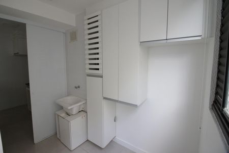 Apartamento à venda com 48m², 2 quartos e 1 vagaÁrea de Serviço