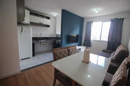 Sala de apartamento para alugar com 2 quartos, 42m² em Vila Suzana, São Paulo