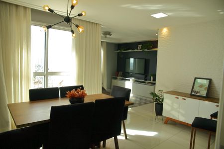 Apartamento à venda com 60m², 2 quartos e 1 vagaSala