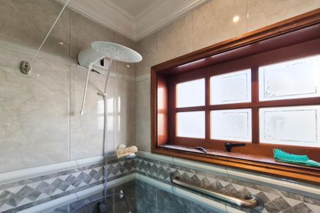 Casa à venda com 530m², 4 quartos e 3 vagasBanheiro Social