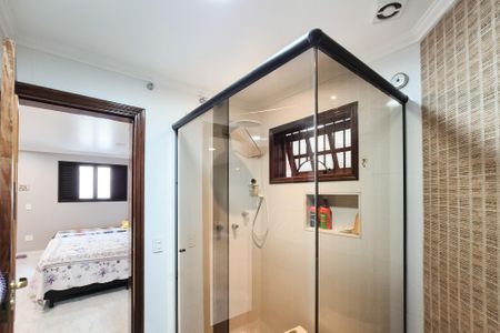 Casa à venda com 530m², 4 quartos e 3 vagasBanheiro da Suíte 2