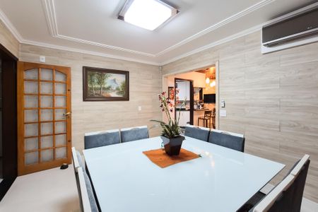 Casa à venda com 530m², 4 quartos e 3 vagasSala de Jantar