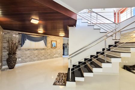 Casa à venda com 530m², 4 quartos e 3 vagasSala