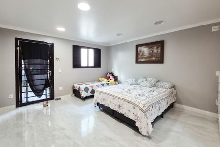 Casa à venda com 530m², 4 quartos e 3 vagasSuíte 2