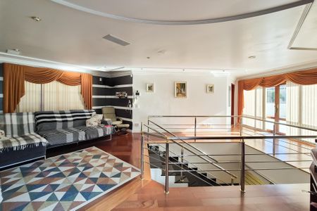 Casa à venda com 530m², 4 quartos e 3 vagasSala 2