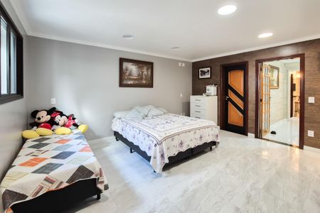 Casa à venda com 530m², 4 quartos e 3 vagasSuíte 2