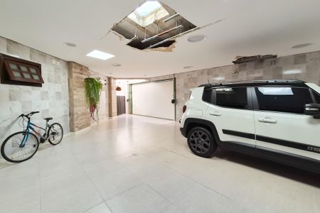 Casa à venda com 530m², 4 quartos e 3 vagasGaragem