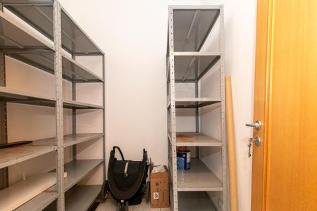 Apartamento para alugar com 134m², 4 quartos e 2 vagasDespensa