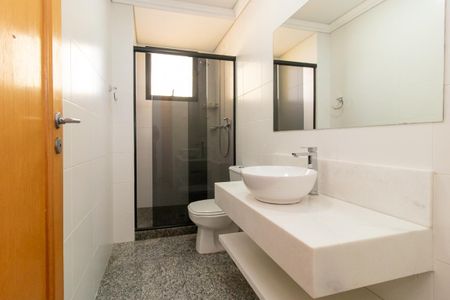 Apartamento para alugar com 134m², 4 quartos e 2 vagasBanheiro Corredor