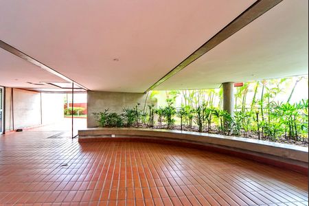 Apartamento à venda com 77m², 2 quartos e 2 vagasÁrea comum