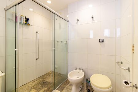 Apartamento à venda com 110m², 2 quartos e 1 vagaBanheiro da Suíte 2